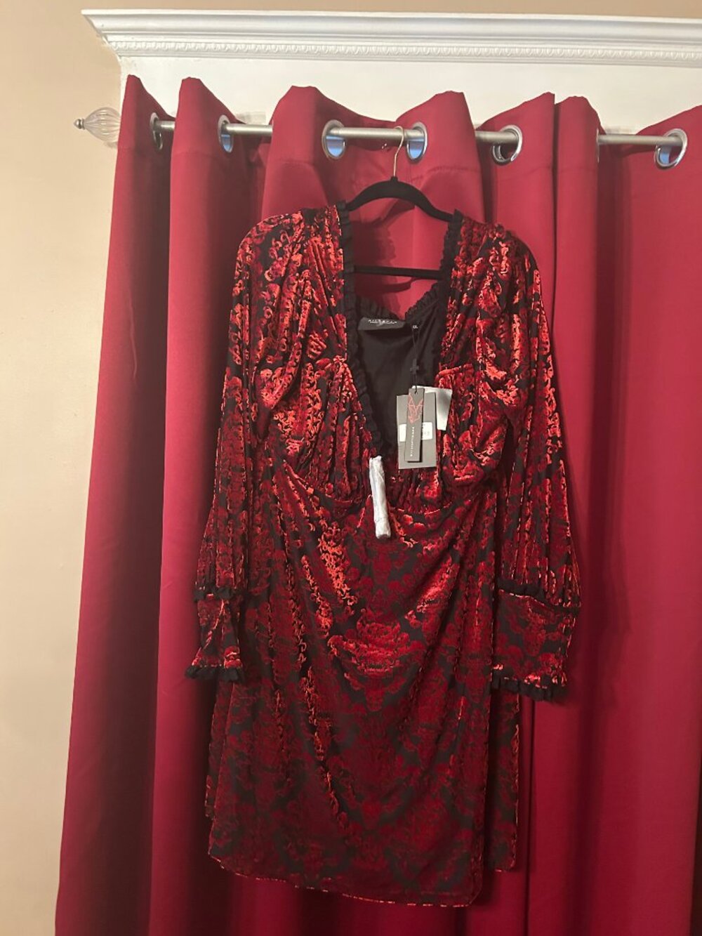 Killstar Sitri Long Sleeve Dress Red Black Velvet Gothic 4XL Plus NWT - Picture 3 of 3